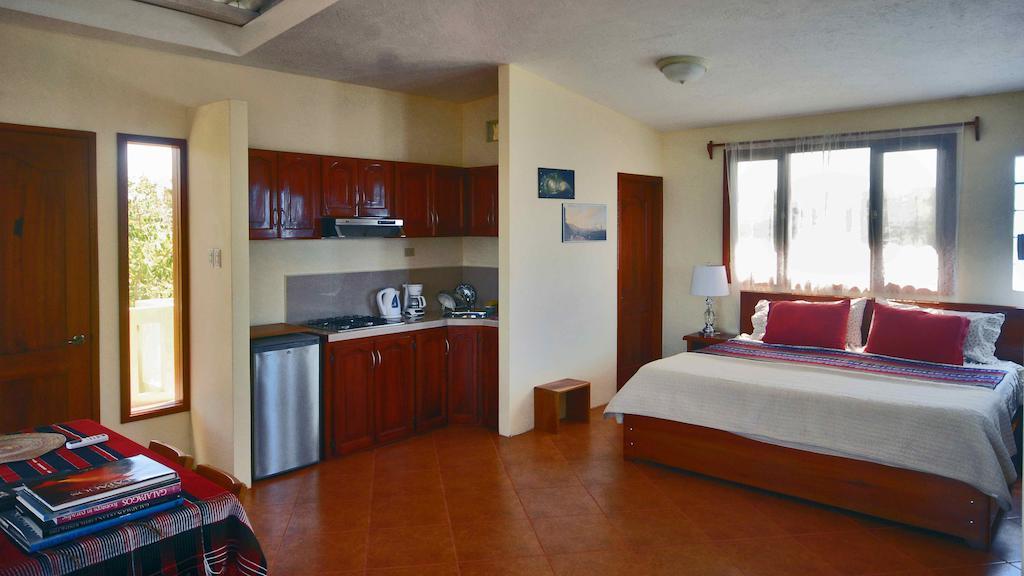 The Galeodan Suites Puerto Baquerizo Moreno Exterior foto